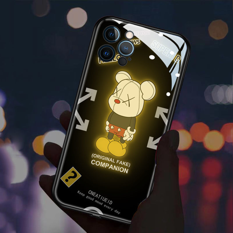 Space bear of the flashy phone case